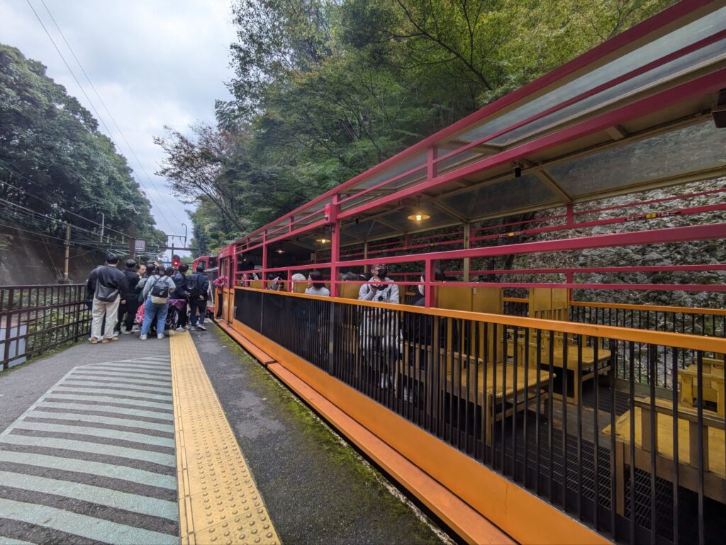 トロッコ亀岡駅から嵐山までトロッコ列車で移動してみました！